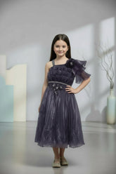 Spin in Style. Steal the Spotlight !