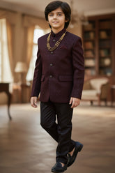 Sophisticated Traditional Set